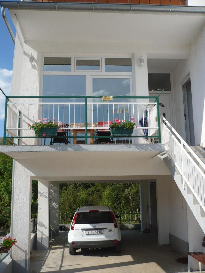 Apartments Tinka Гребащиця Екстер'єр фото