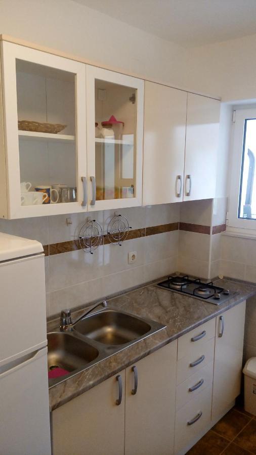 Apartments Tinka Гребащиця Екстер'єр фото